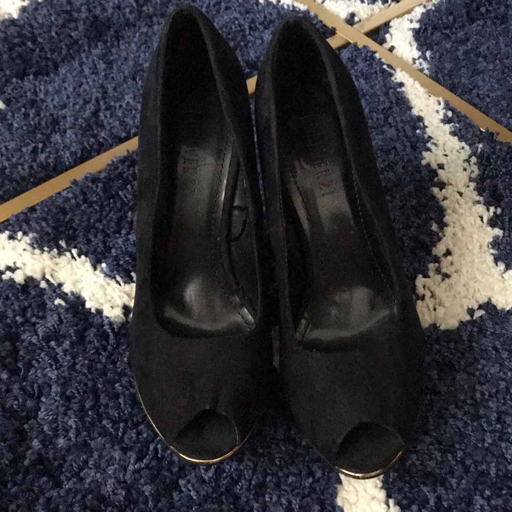 Wedge heels